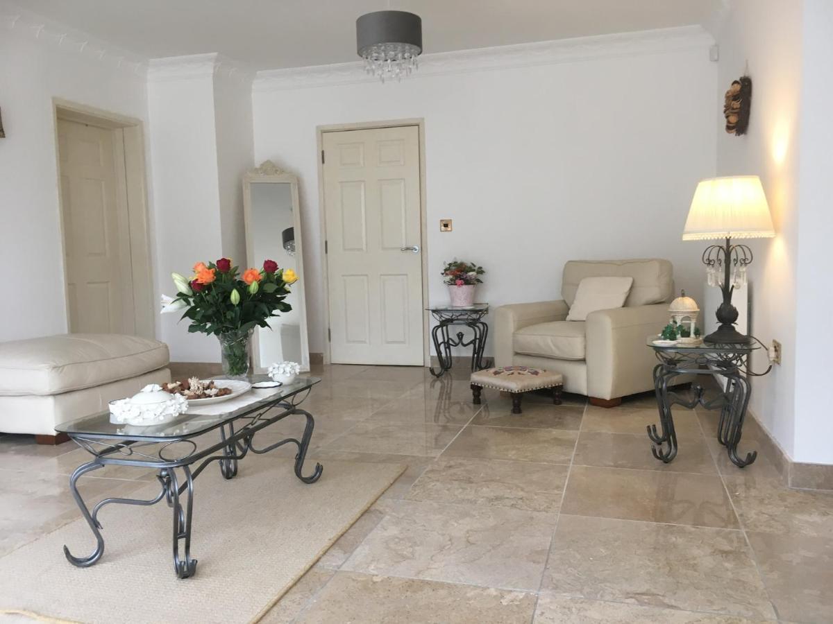 Cymmer Rowan House Bed Breakfast Main House & Self Contained Self Catering Apartment מראה חיצוני תמונה