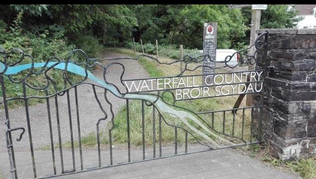 Cymmer Rowan House Bed Breakfast Main House & Self Contained Self Catering Apartment מראה חיצוני תמונה